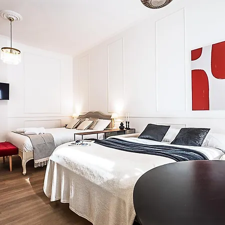 Museo Egizio - White Chic - Grandmaison Turim